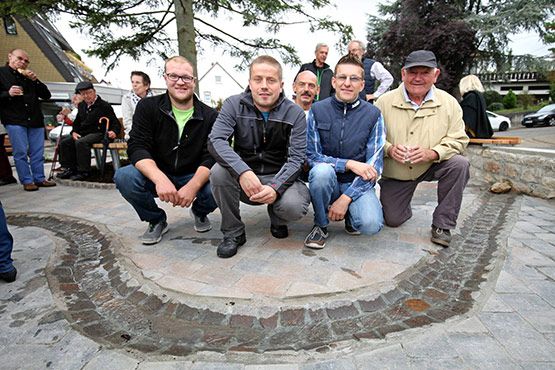 Neugestaltung  Ramonchamp Platz